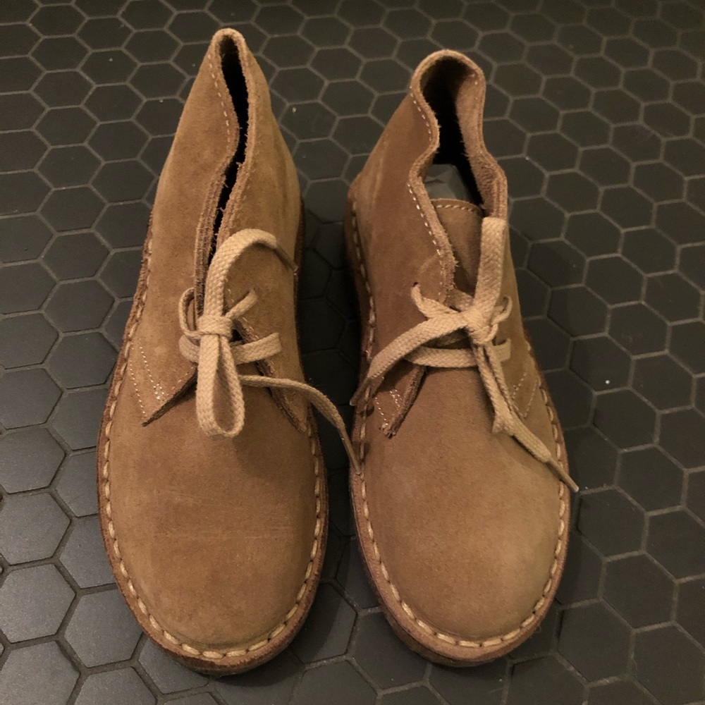 Crew Cuts suede Macalister desert boot